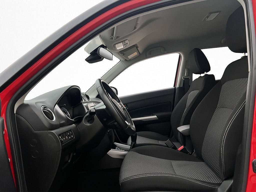Vehicle Image 12