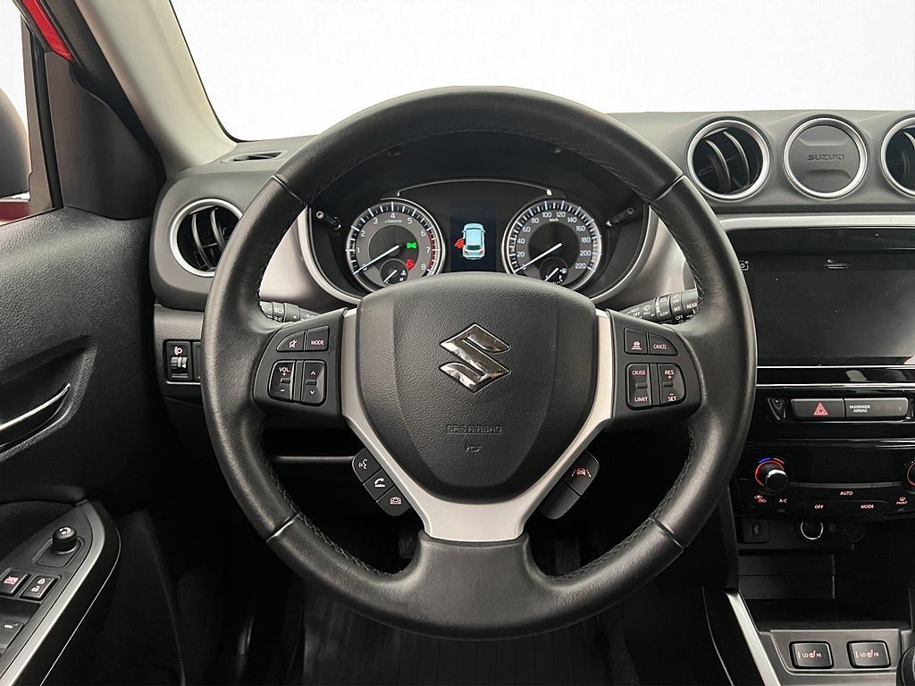 Vehicle Image 14