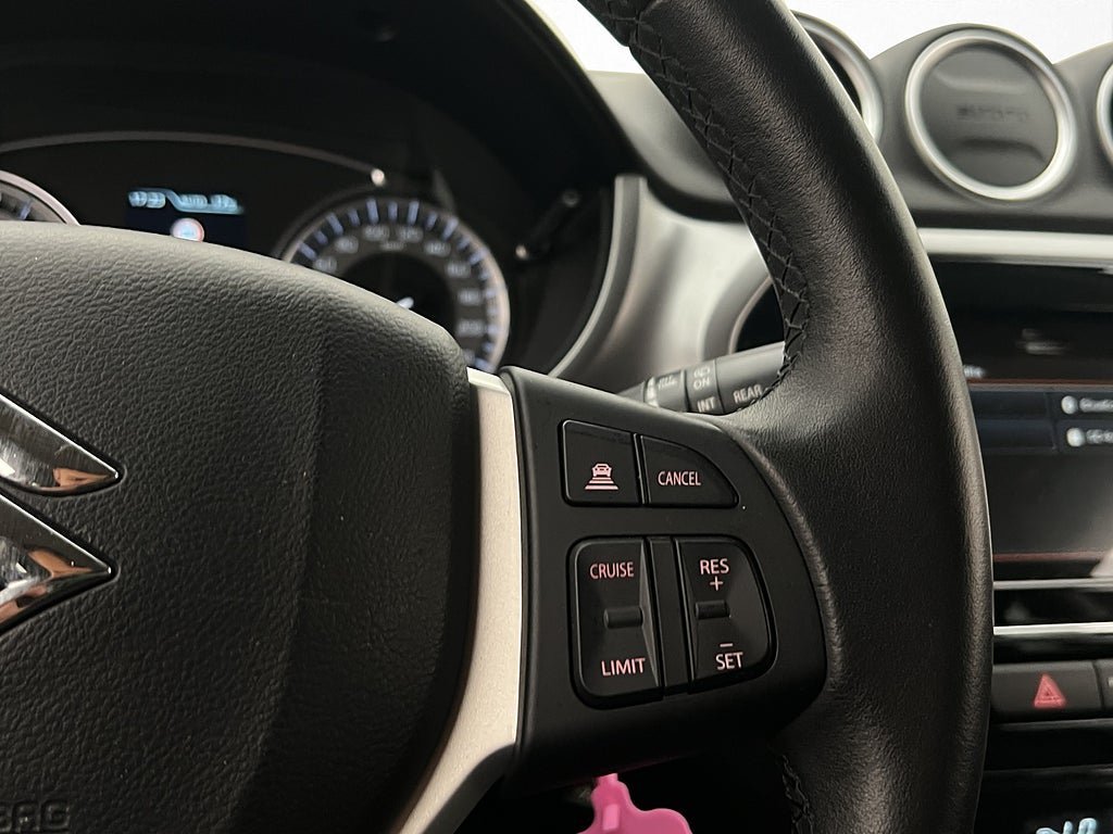 Vehicle Image 18