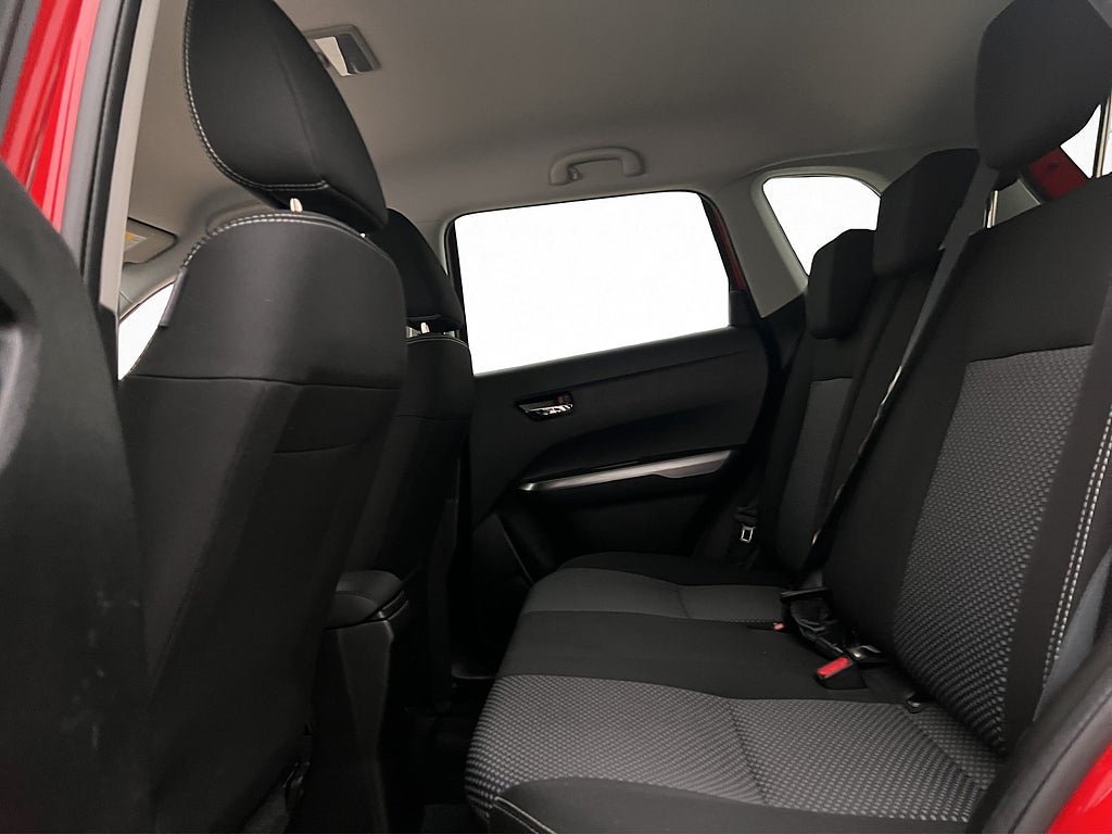 Vehicle Image 23