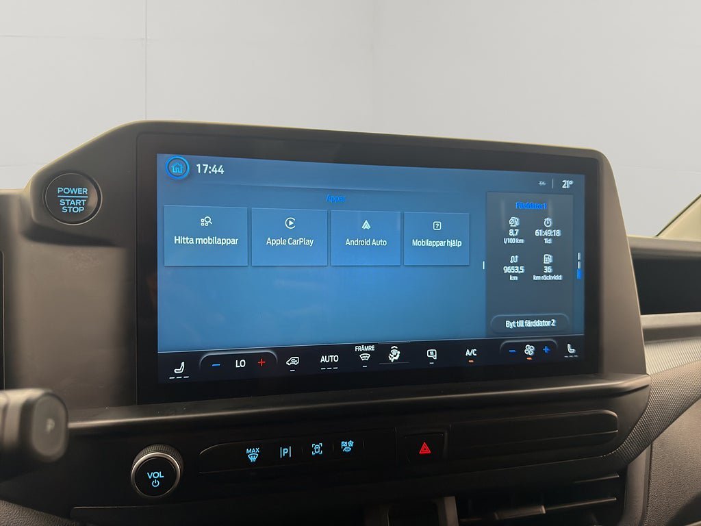 Vehicle Image 24