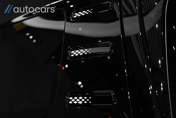 Vehicle Image 38