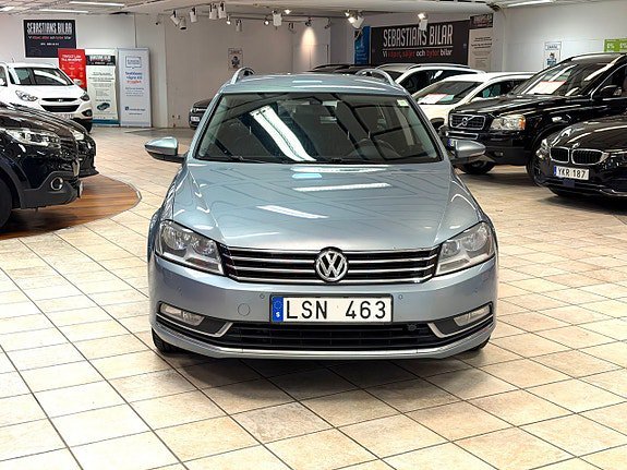 Vehicle Image 7