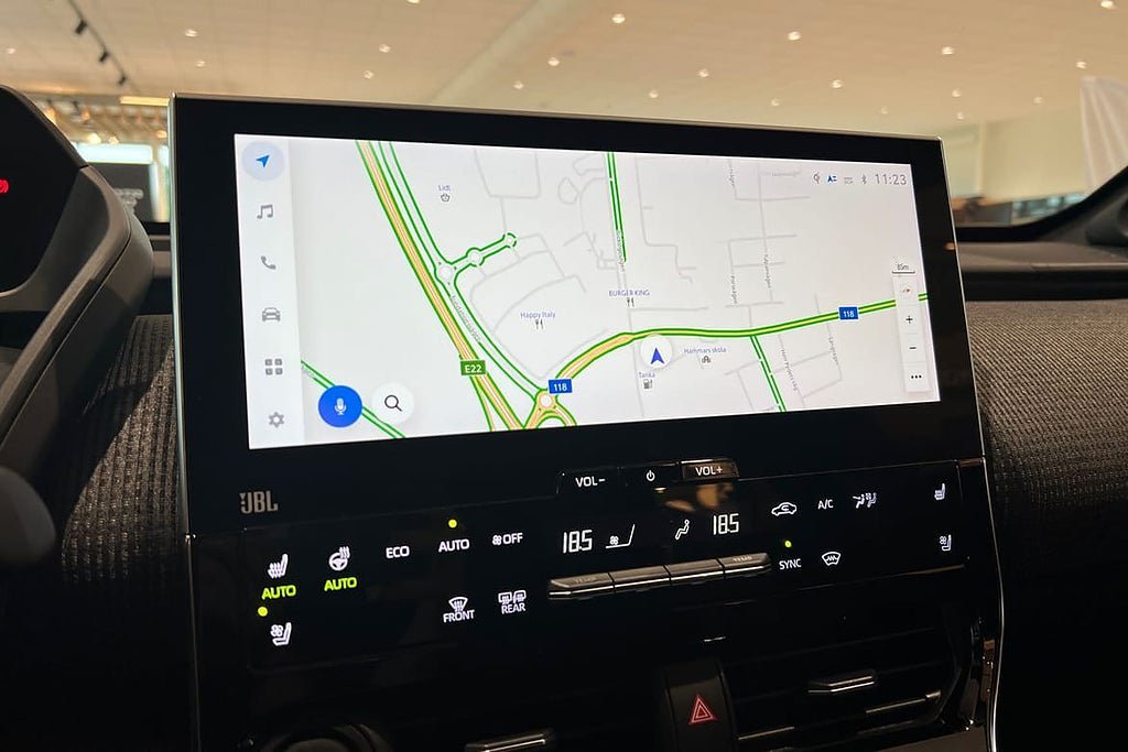Vehicle Image 15