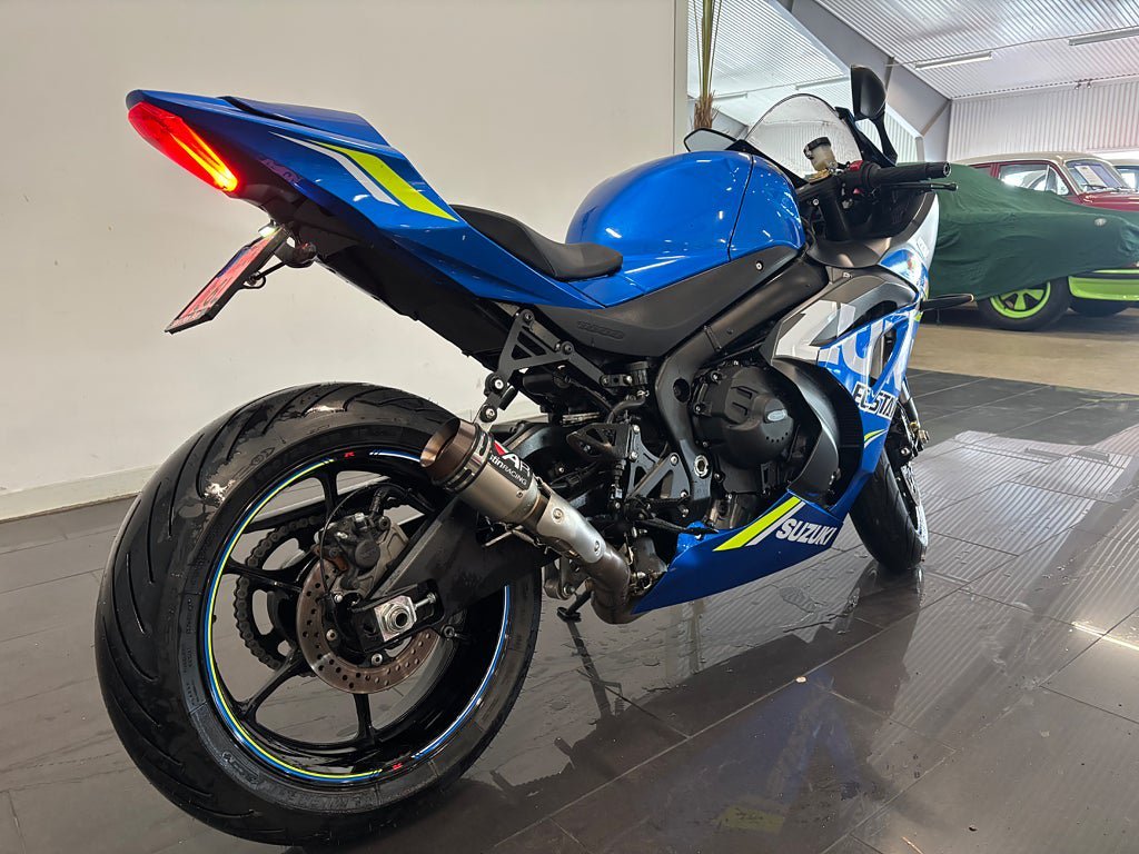 Vehicle Image 9