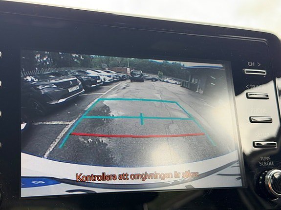 Vehicle Image 11