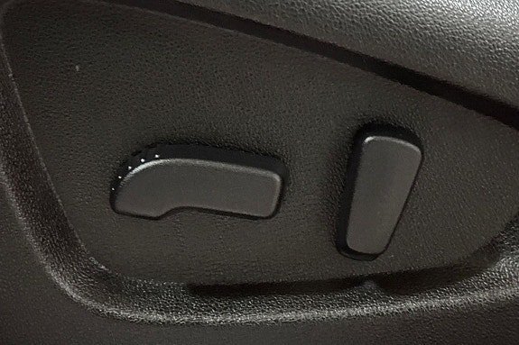 Vehicle Image 28