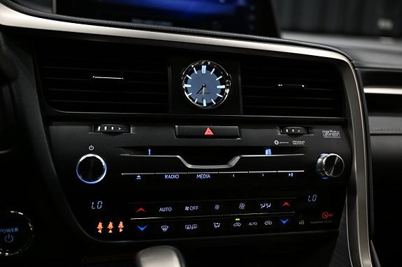Vehicle Image 27