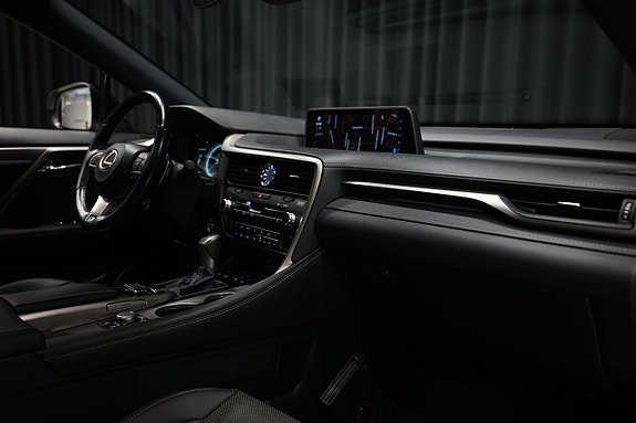 Vehicle Image 36