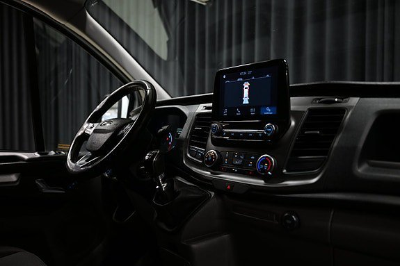 Vehicle Image 36