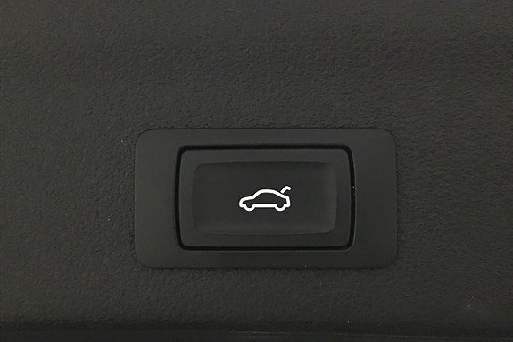 Vehicle Image 29