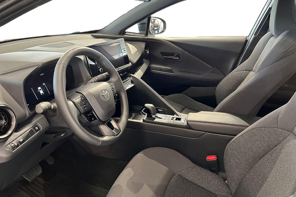 Vehicle Image 14