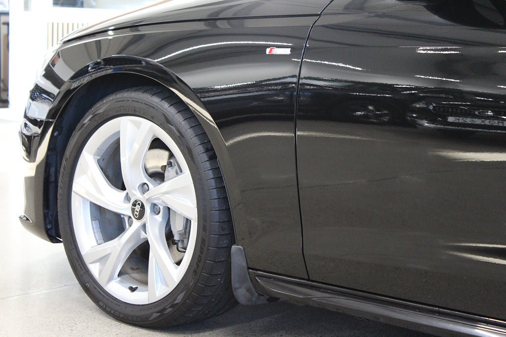Vehicle Image 15