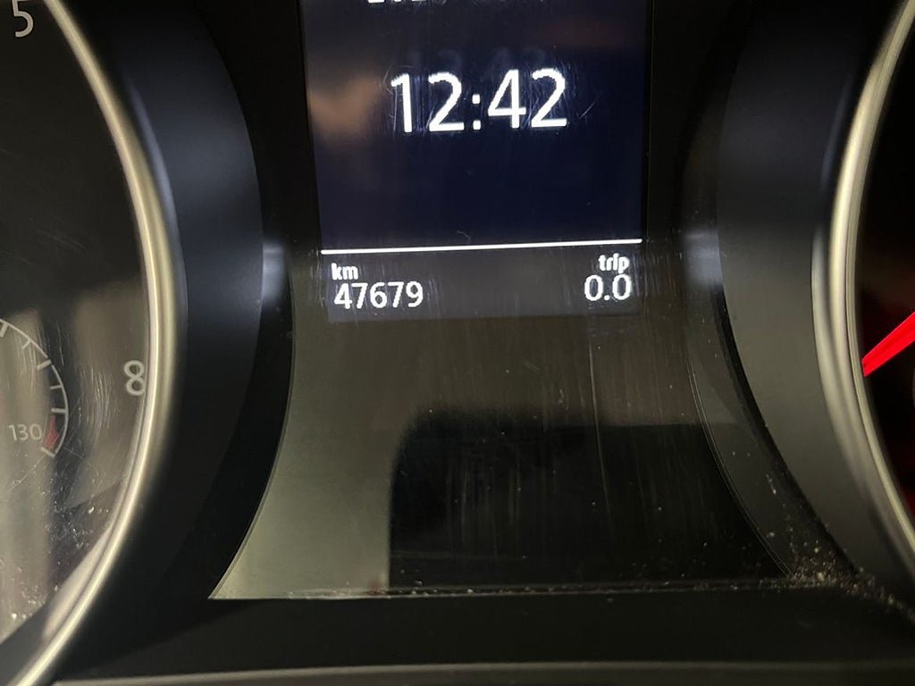 Vehicle Image 17
