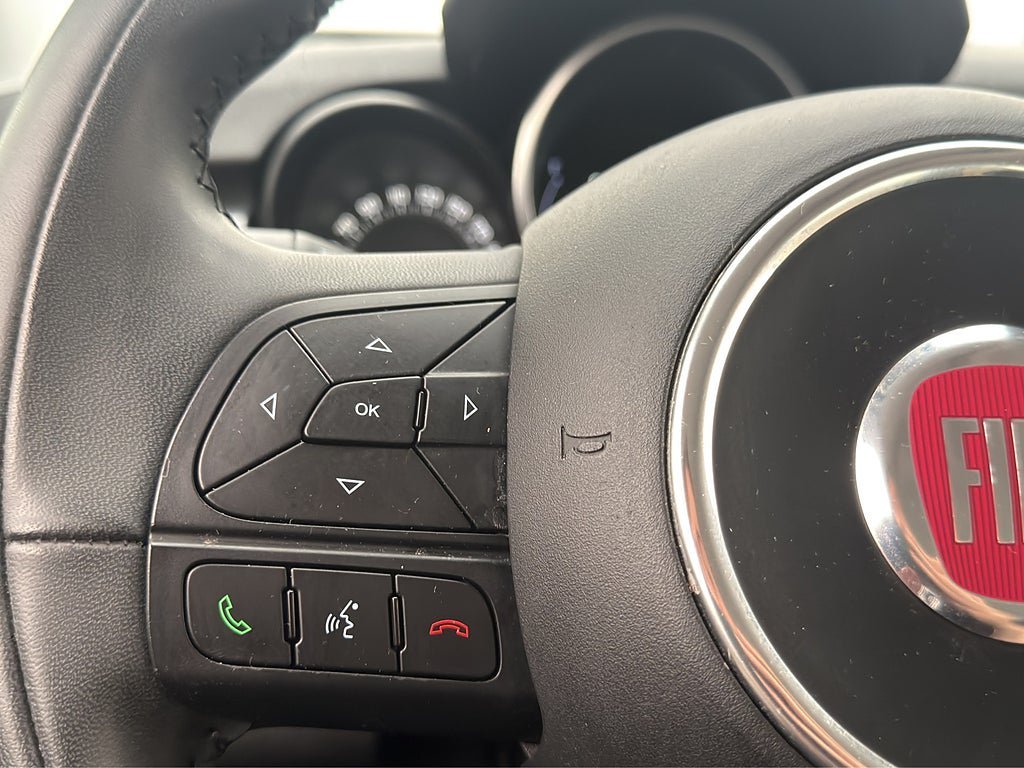 Vehicle Image 23