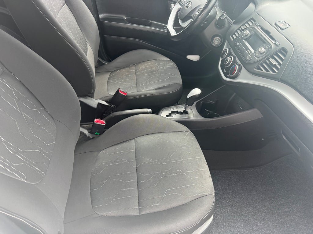 Vehicle Image 7