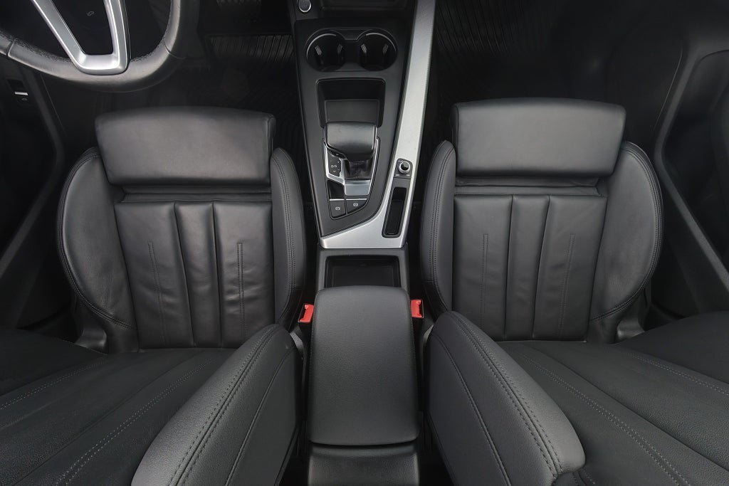 Vehicle Image 14