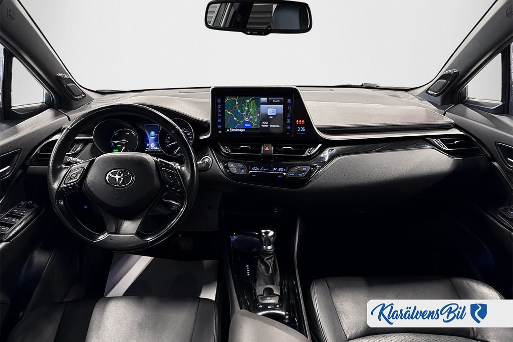Vehicle Image 10