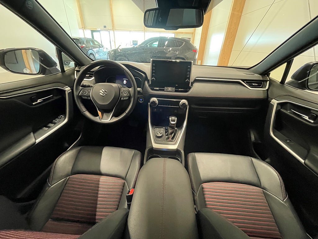 Vehicle Image 9
