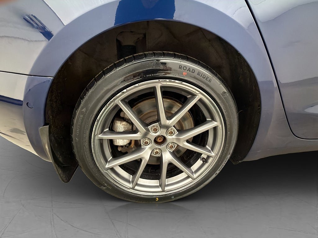 Vehicle Image 30