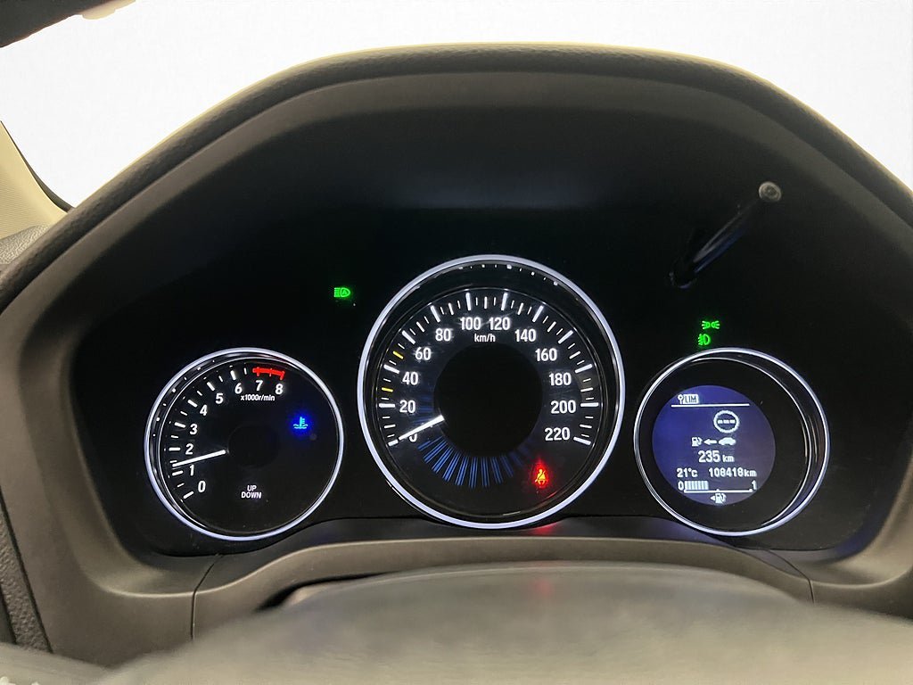 Vehicle Image 14