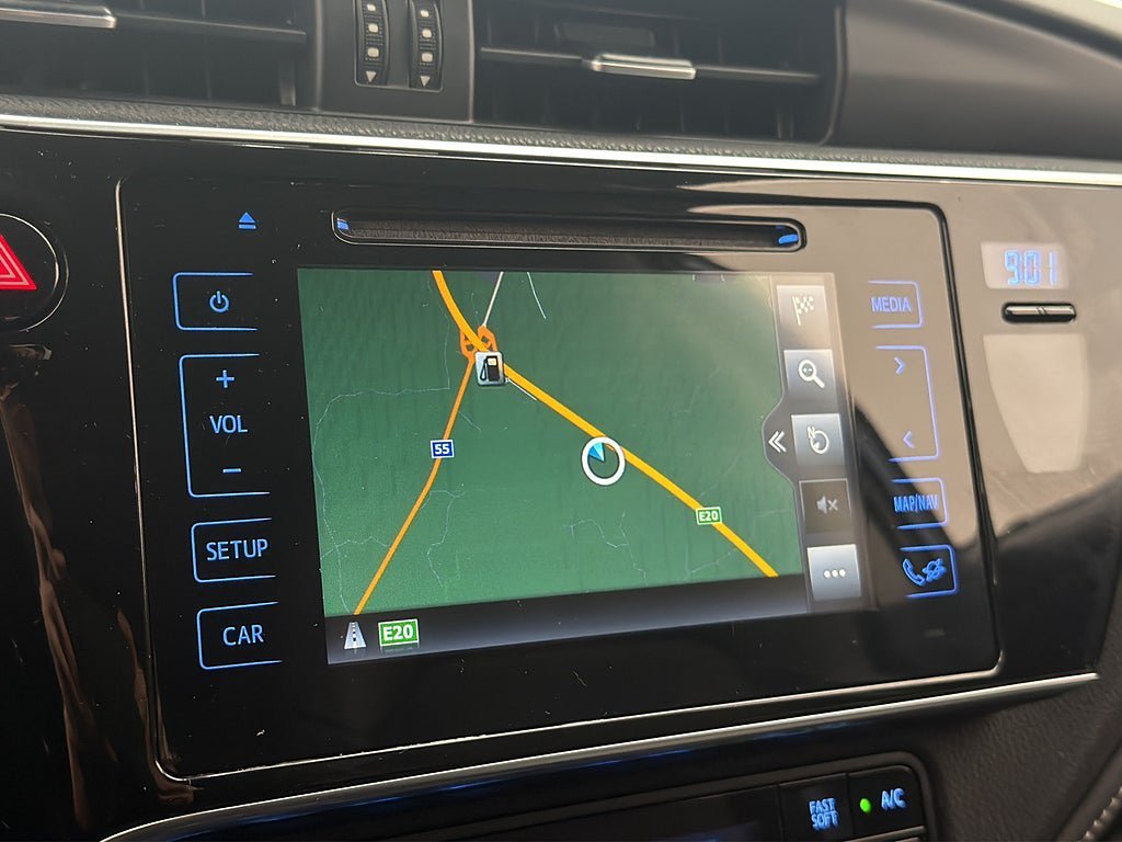 Vehicle Image 18