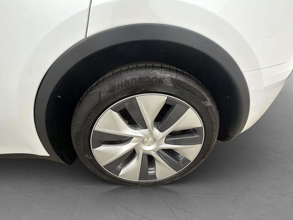 Vehicle Image 33