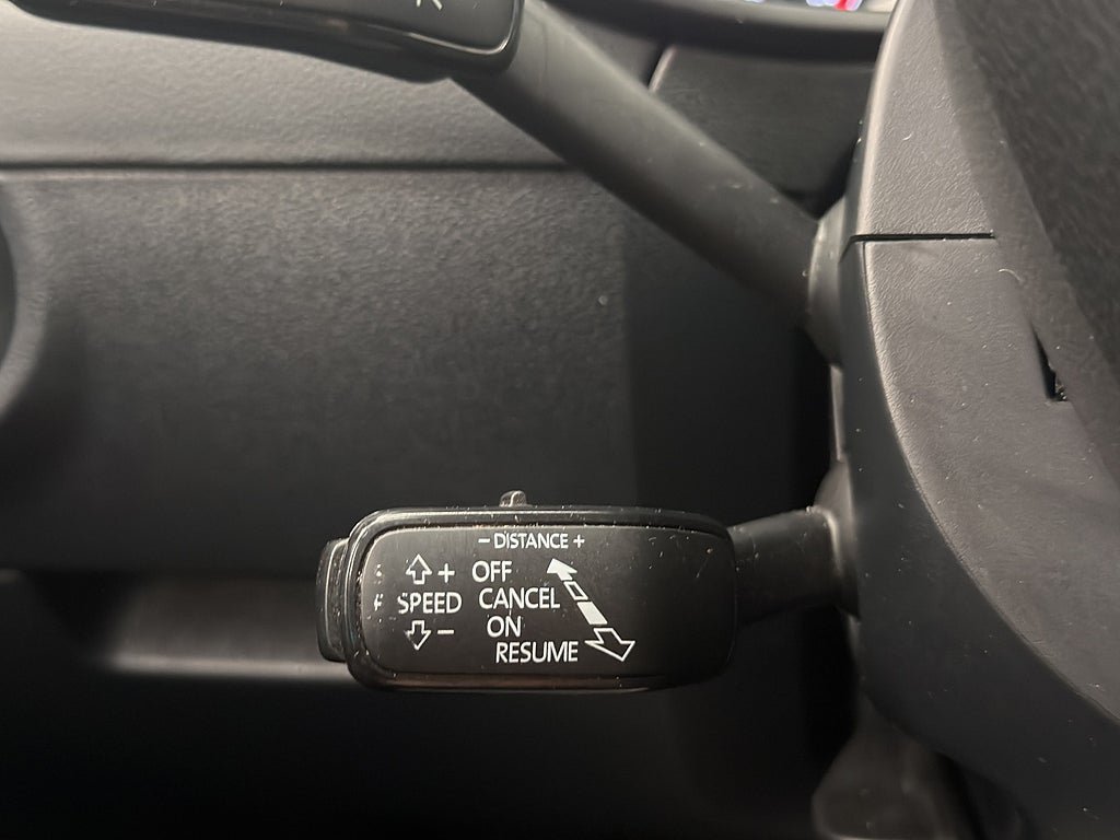 Vehicle Image 27