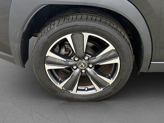 Vehicle Image 26