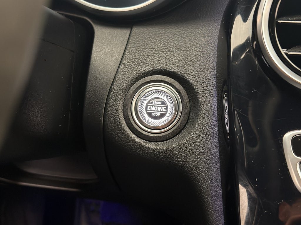 Vehicle Image 27