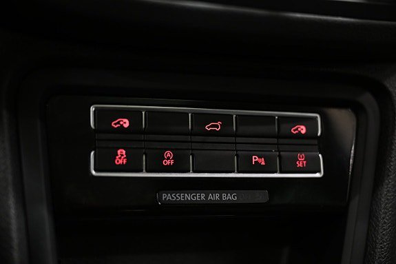 Vehicle Image 29