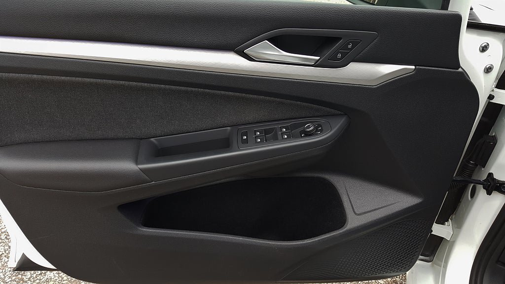 Vehicle Image 28