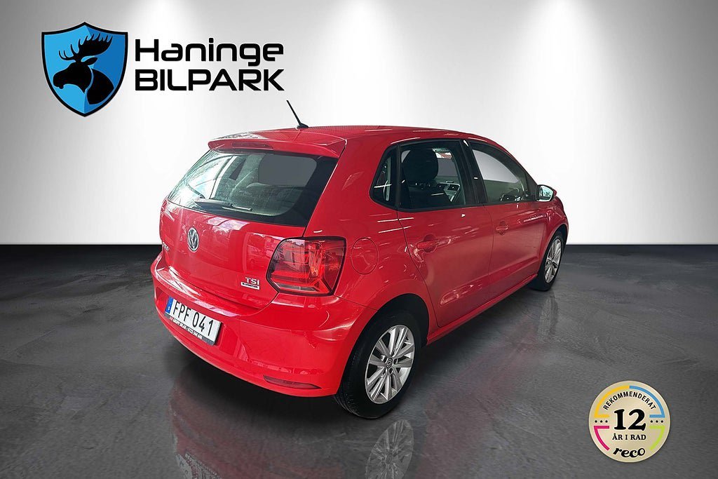 Vehicle Image 8