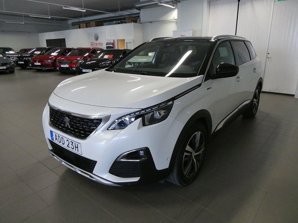 Vehicle Image 7
