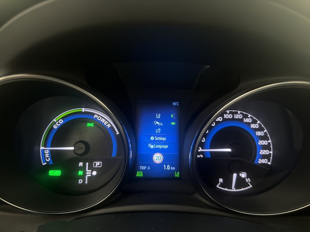 Vehicle Image 22