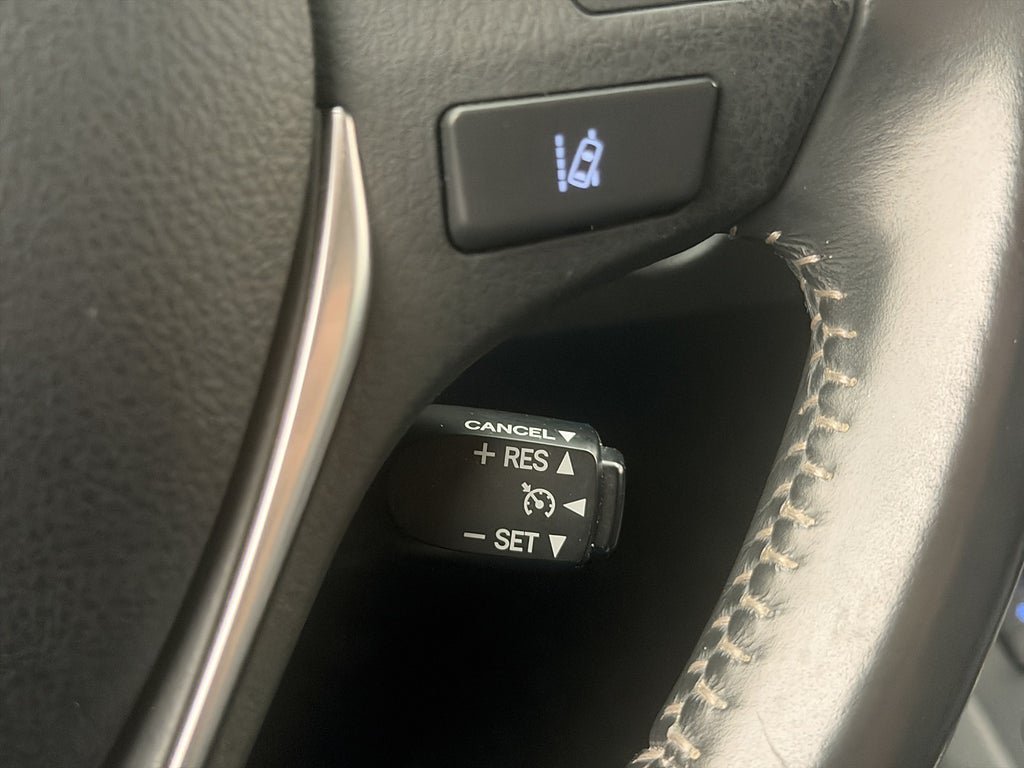 Vehicle Image 30