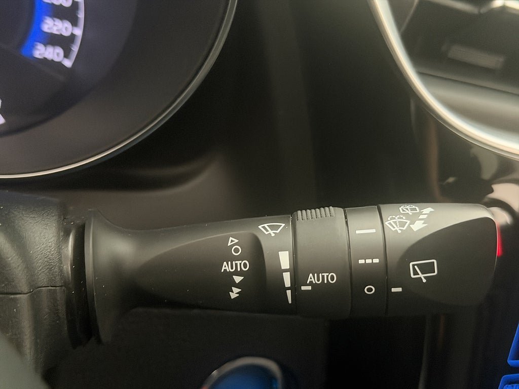 Vehicle Image 31