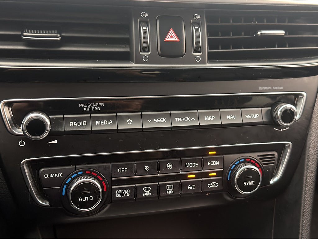 Vehicle Image 28