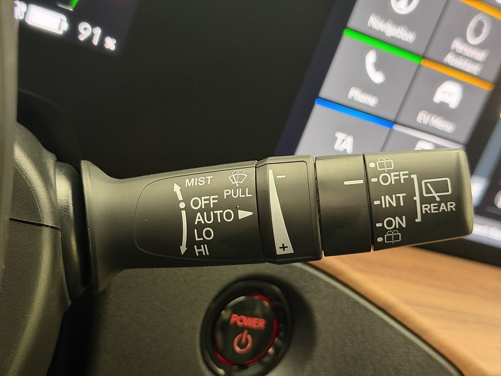 Vehicle Image 26