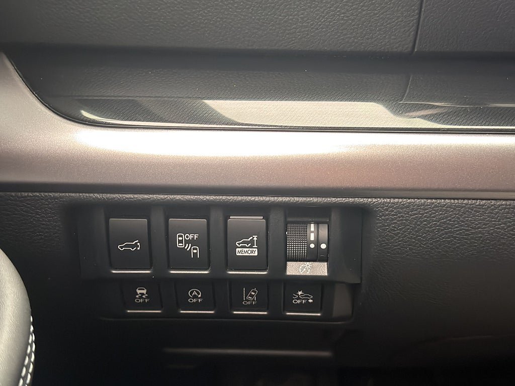 Vehicle Image 34