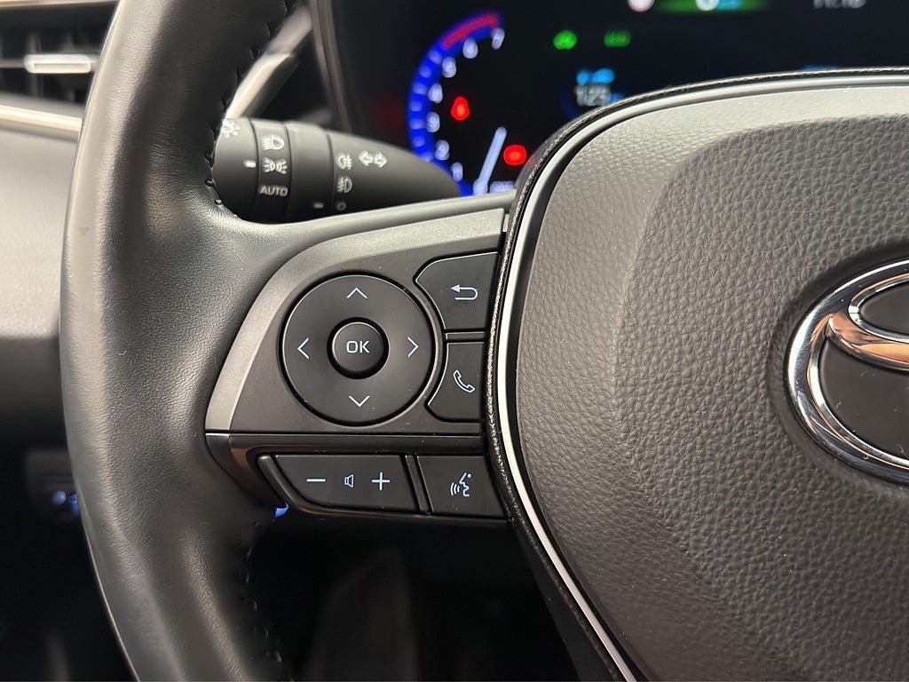 Vehicle Image 21