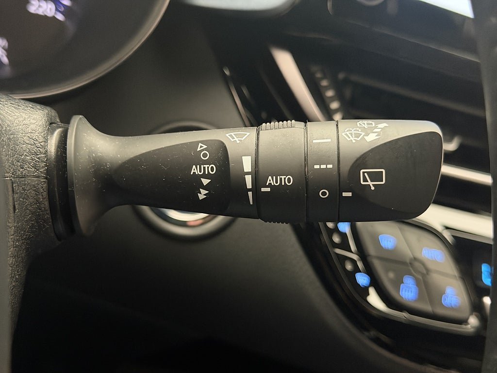 Vehicle Image 31