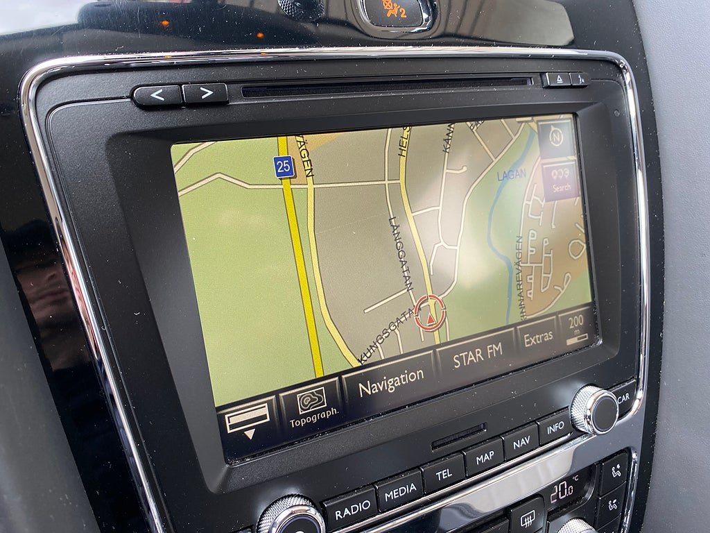 Vehicle Image 17