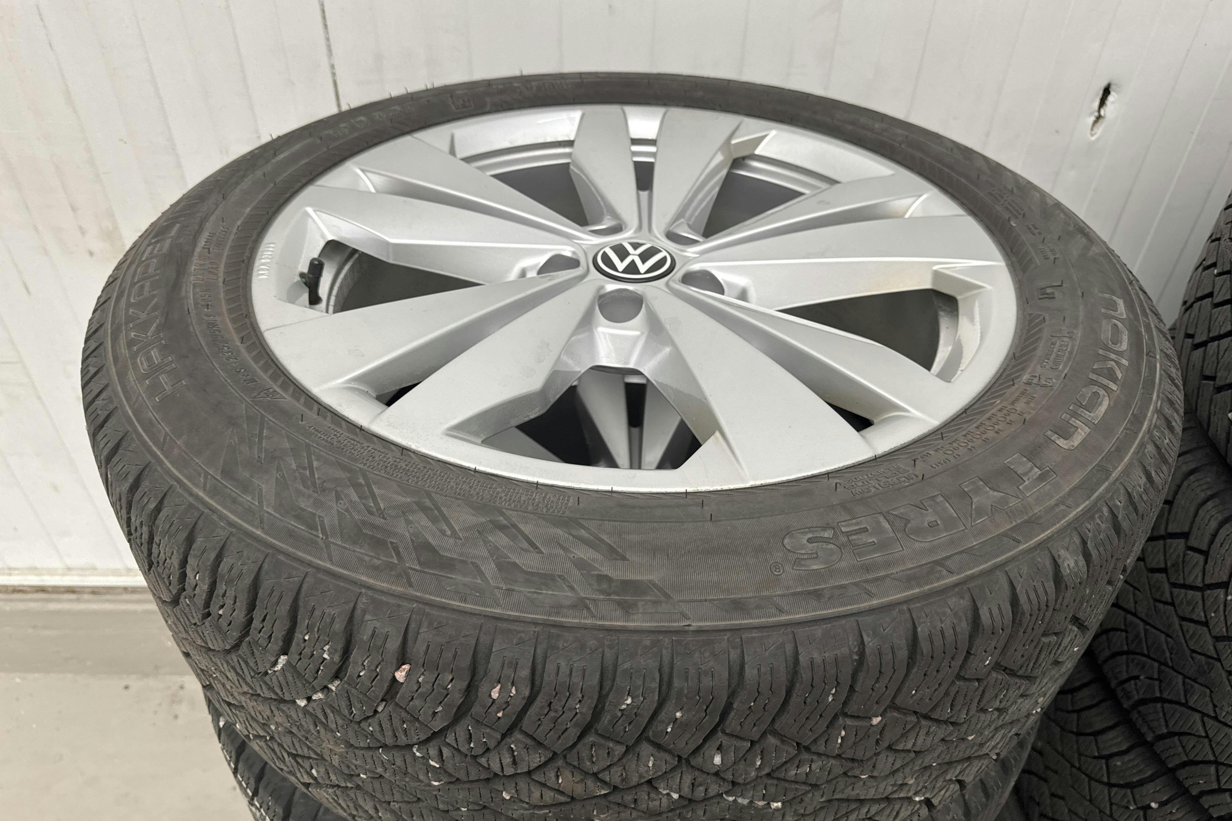 Vehicle Image 18