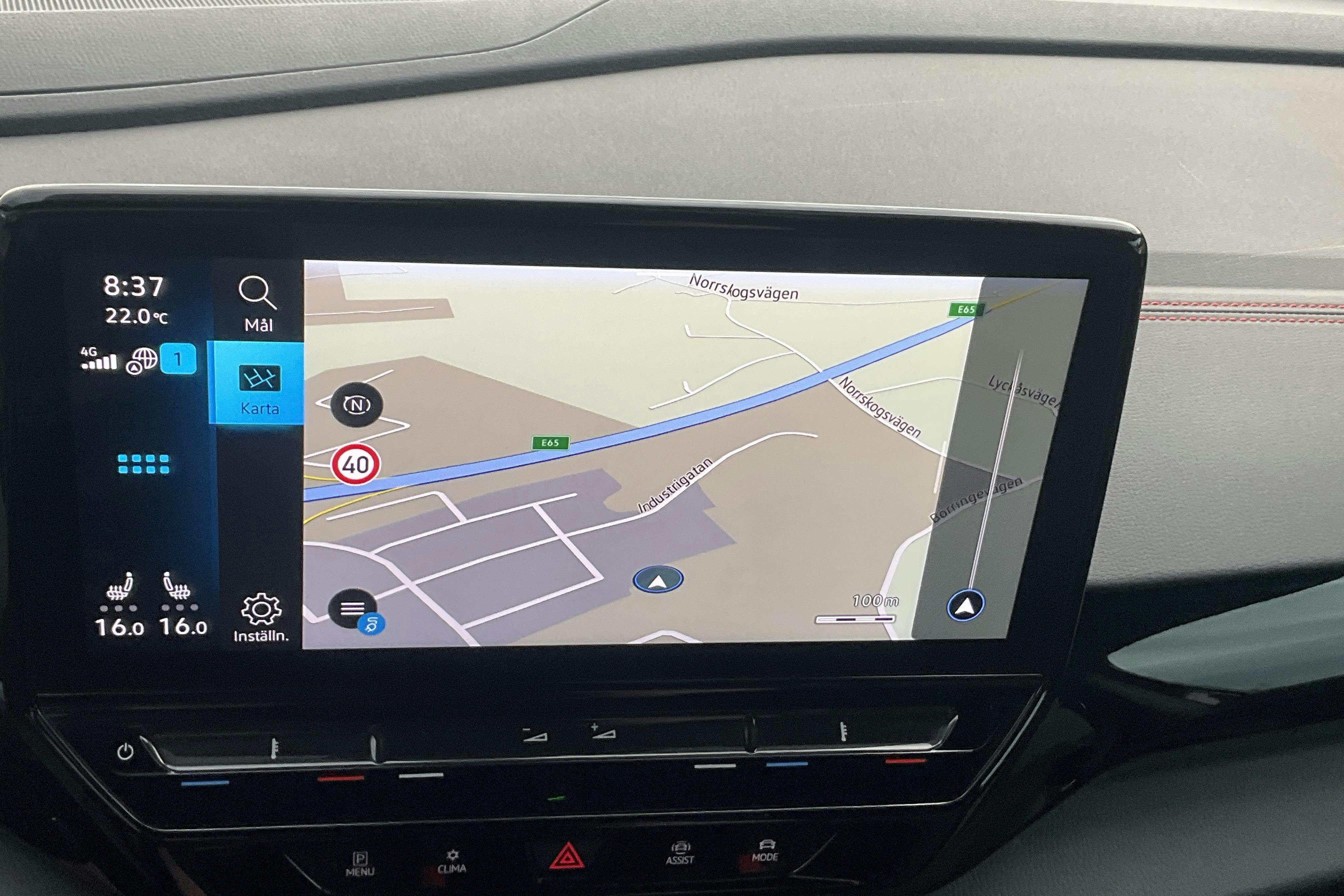 Vehicle Image 11