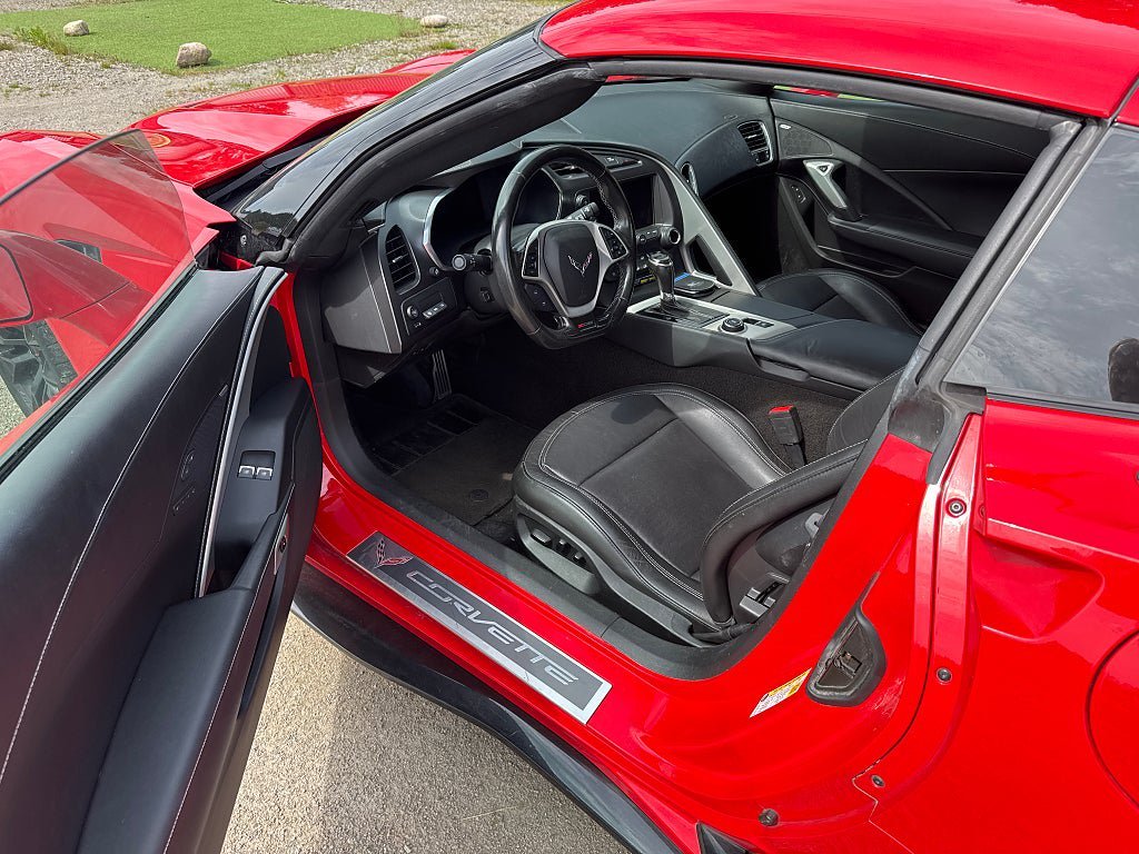 Vehicle Image 17