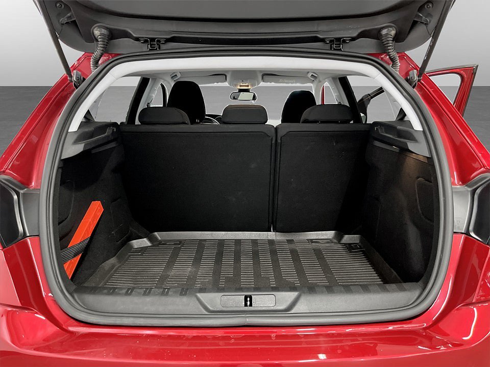 Vehicle Image 15