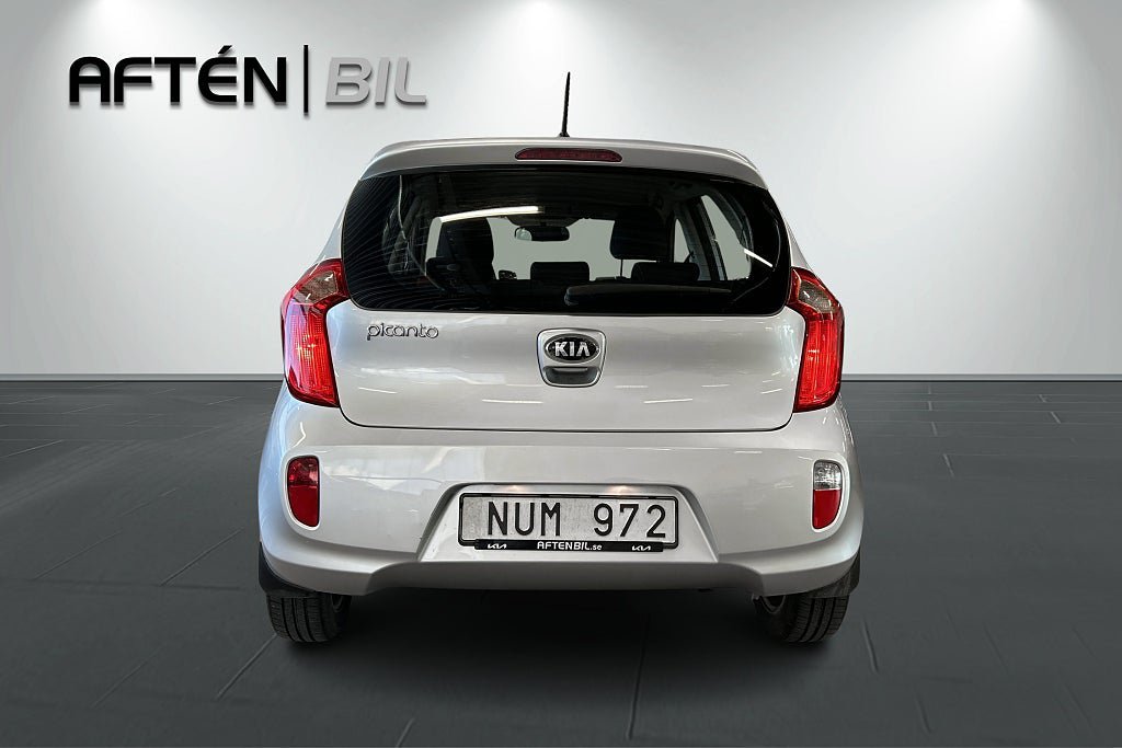 Vehicle Image 9