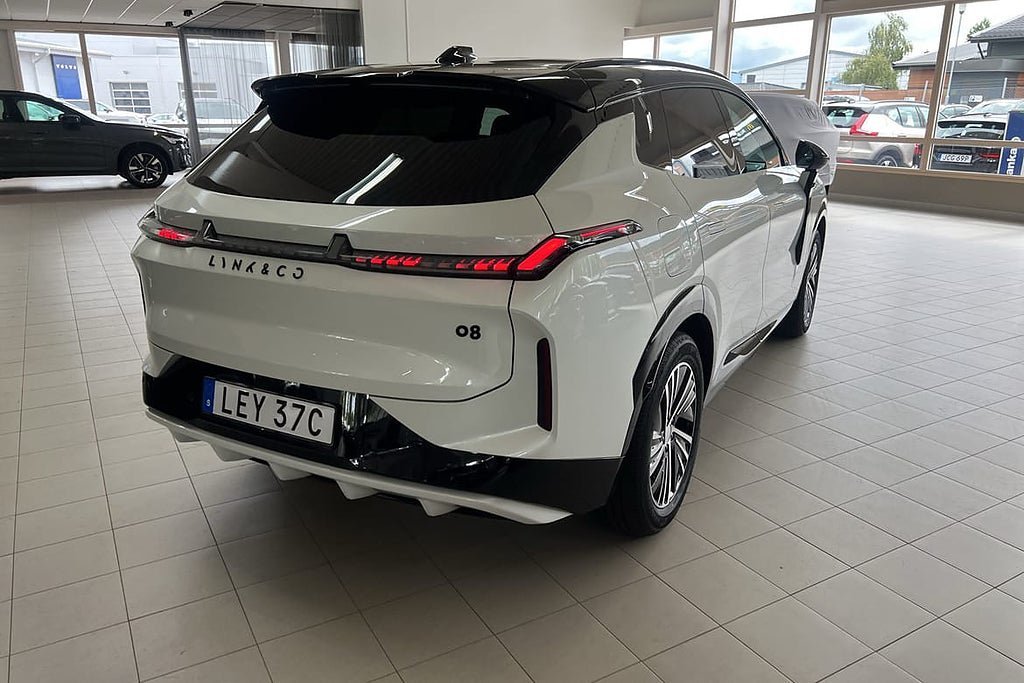 Vehicle Image 17