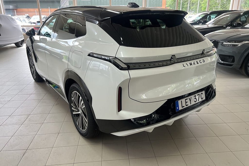 Vehicle Image 18